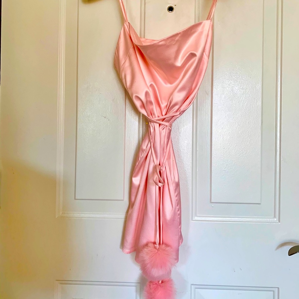 F21 Very cute pompon nightdress